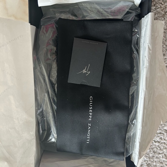 Worn one time for indoor prom. Perfect condition. - Picture 4 of 5